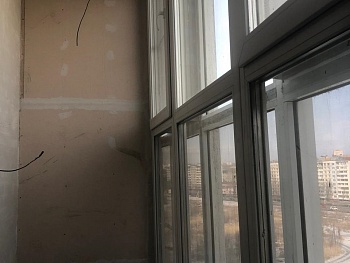 Вахова 4 - остекление балкона